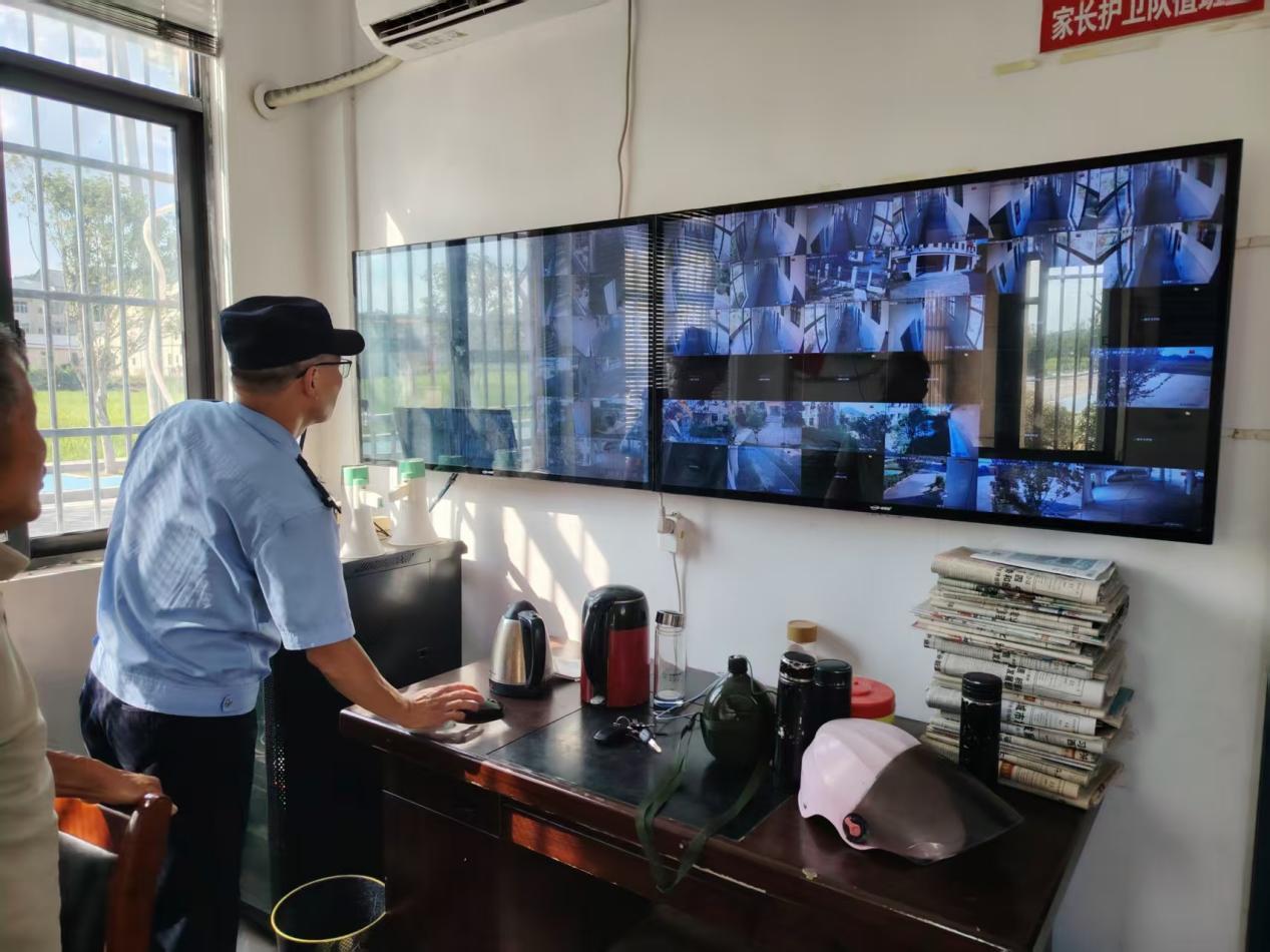 江西庐山:“警校家社”联动 共筑青春防护墙