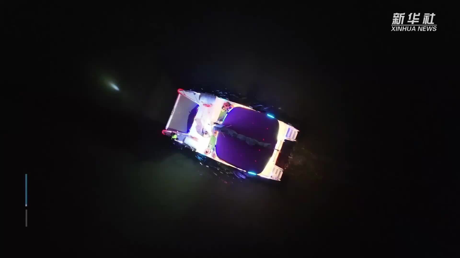 河北秦皇岛：滨海夜游人气爆棚 文旅消费活力持续释放