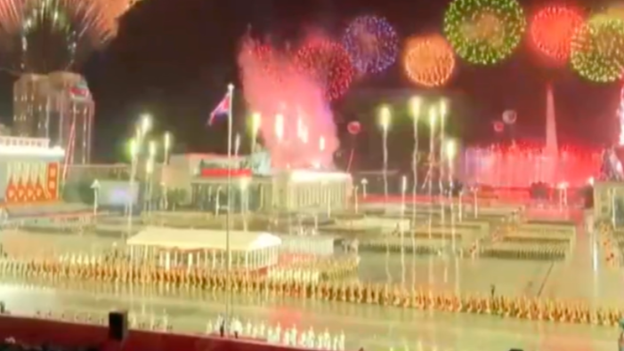 朝鲜举行阅兵式庆祝劳动党成立80周年，多国政要出席阅兵式