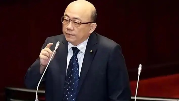 郭正亮警告：高市早苗若敢踩红线，中国反制将让日本付出沉重代价