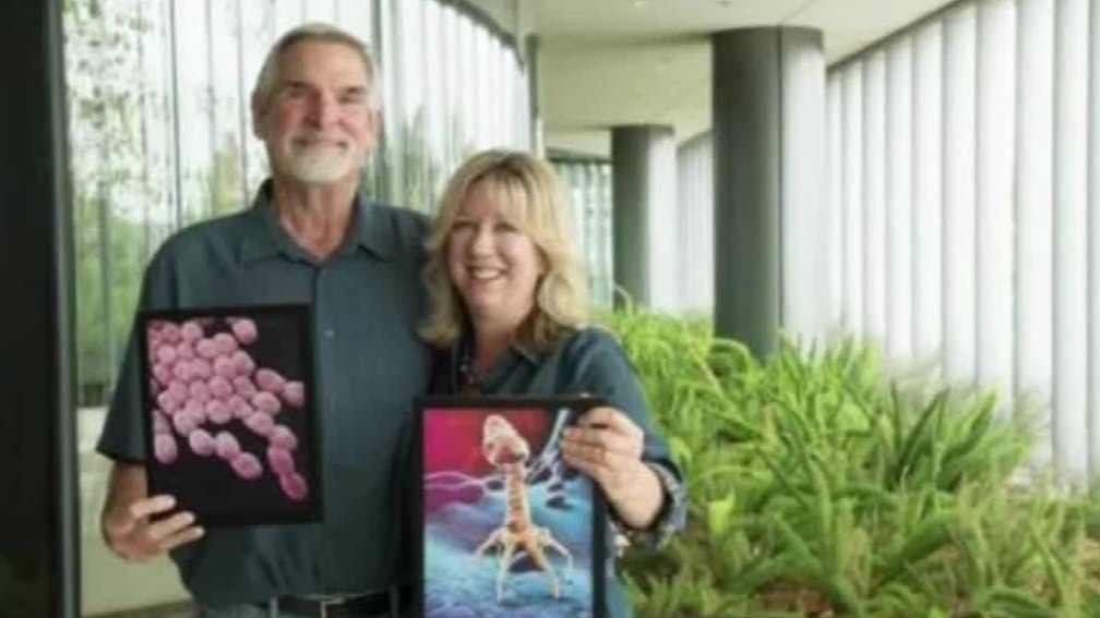 丈夫感染超级细菌，抗生素无效，她重拾人类对抗细菌的“古老武器”