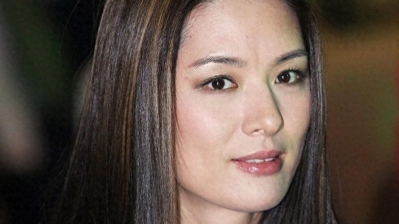 惨遭婚内出轨后，她成了身家过亿的富婆，如今前夫患病，小三瘫痪封面图