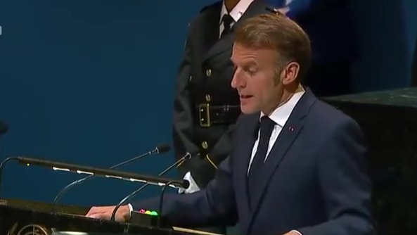 马克龙将在48小时内任命新总理