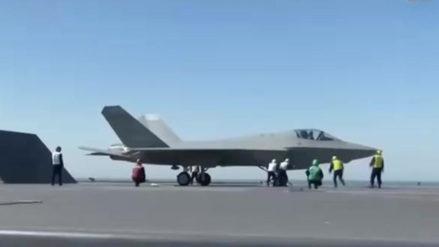 美国海军飞行员点评，歼-35航母作战能力