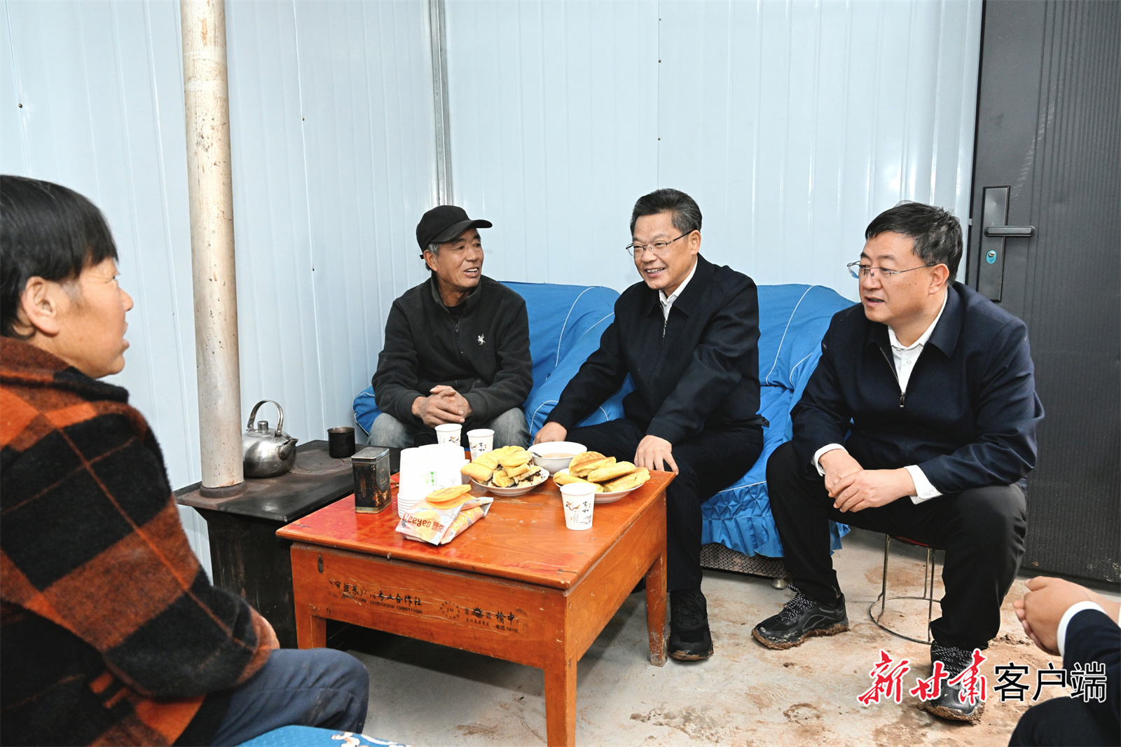 甘肃陇西地震灾区如何加速重建　省长调研提要求