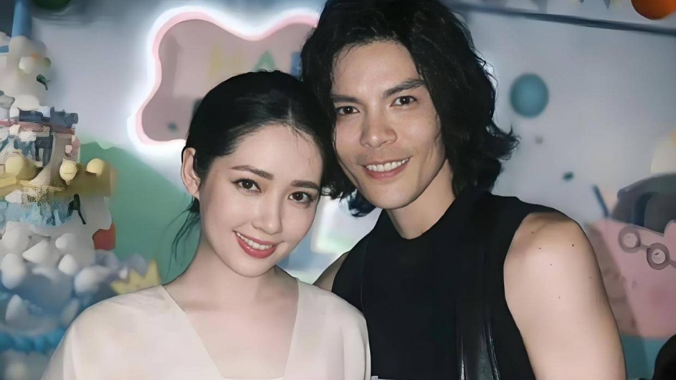 向太曝郭碧婷父亲病情恶化，郭碧婷拼命赚钱付药费，却不向向家伸手封面图