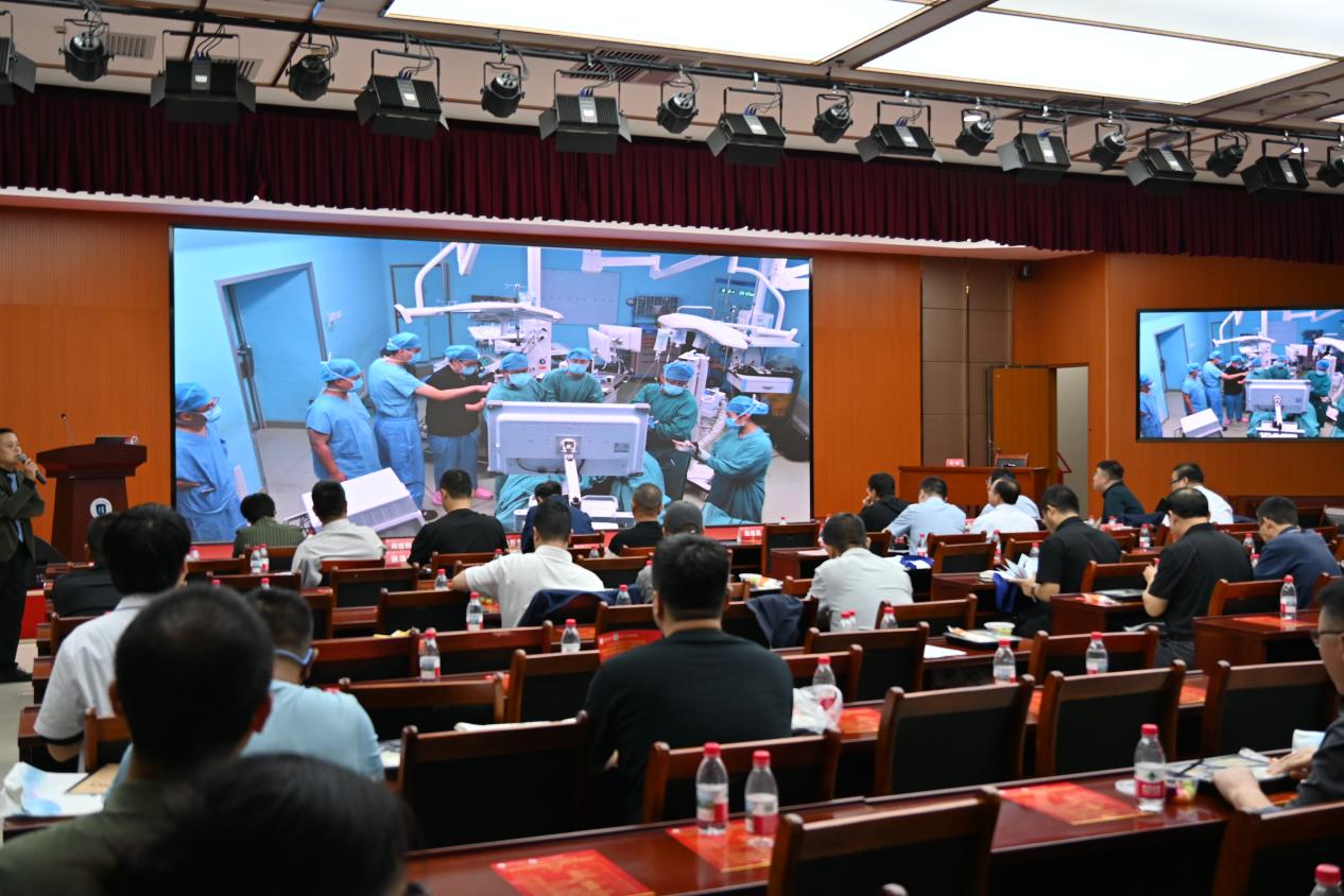 河北医科大学第四医院周超熙教授手术直播（腹腔镜下直肠癌根治术NOSES I式）