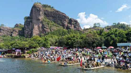 文商旅体深度融合激活假日经济 鹰潭市“双节”文旅成绩单亮眼