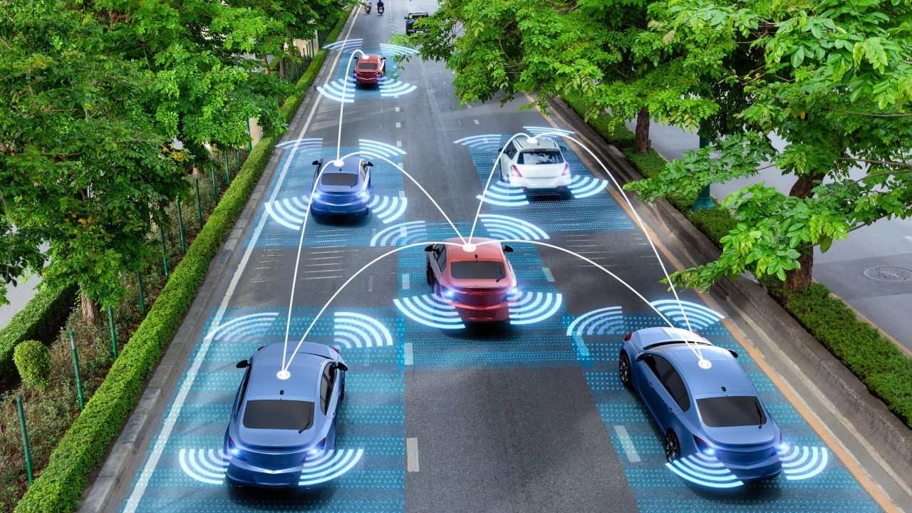 专家：实现全场景自动驾驶仍面临巨大挑战，安全标准需要全球统一