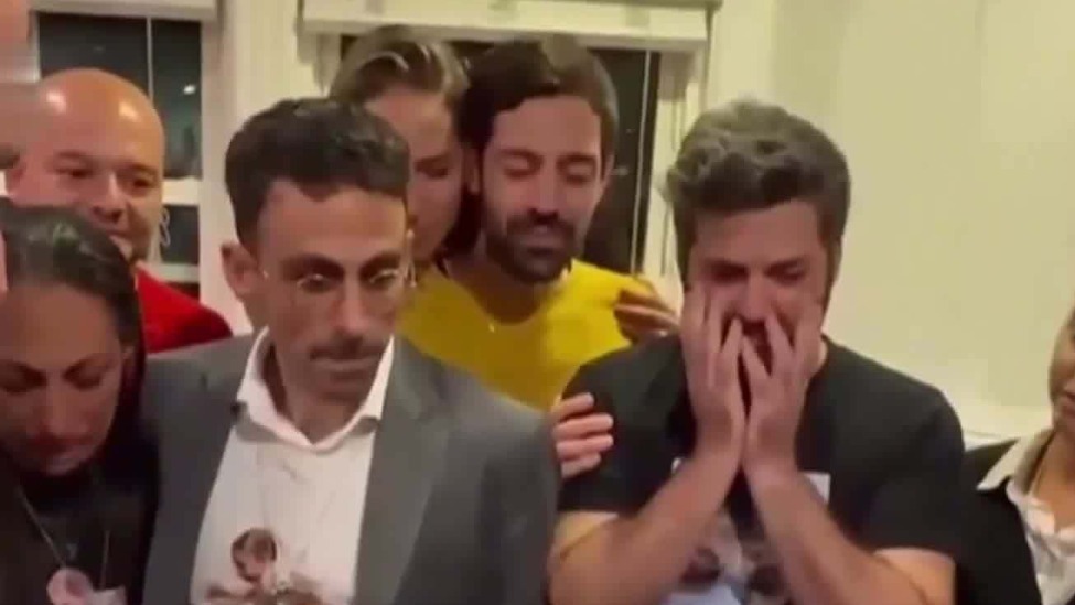 特朗普与以色列人质家属通电话