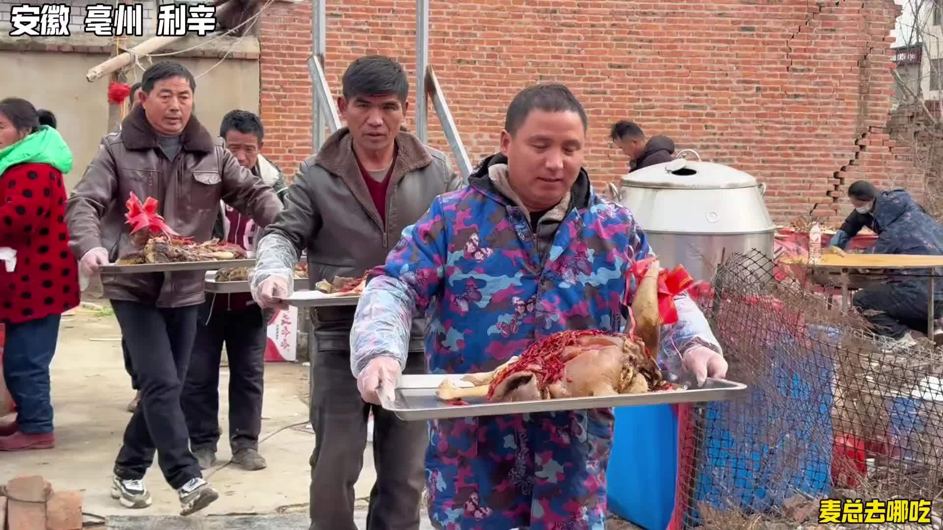 这才是农村酒席的“天花板”1688元一桌，可以与酒店对比，不相上下