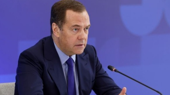 梅德韦杰夫将以双重身份访朝，俄方有何考量？