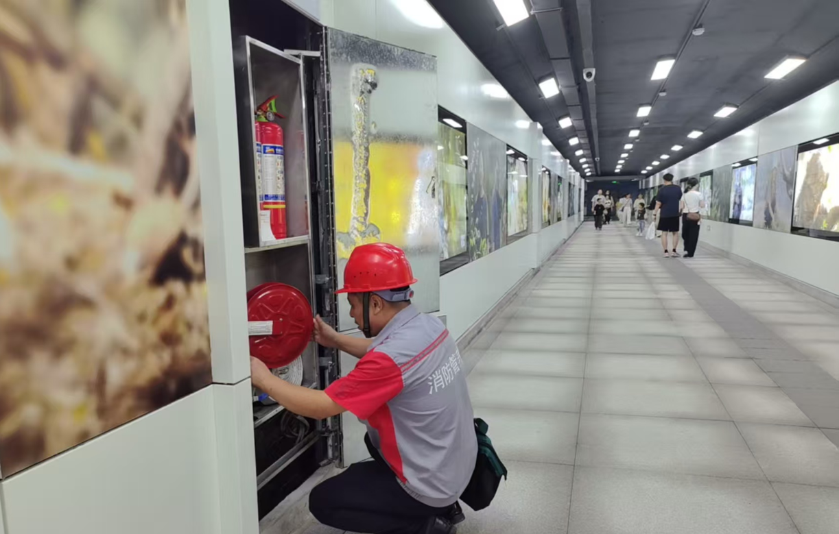 百万游客背后的暖心保障:南京环玄武湖区域双节服务不断档