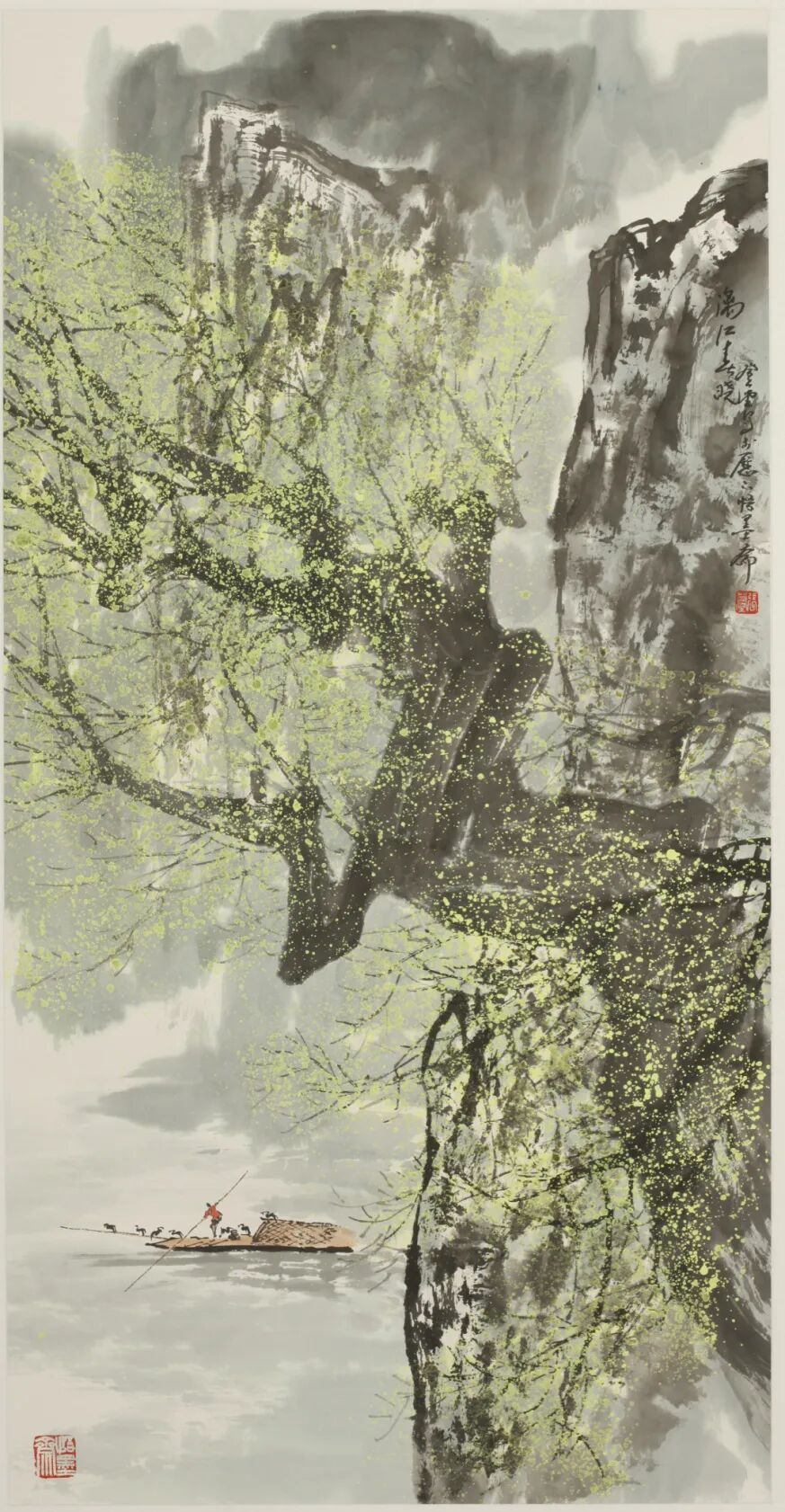 图71 漓江春晓(新裱轴).JPG