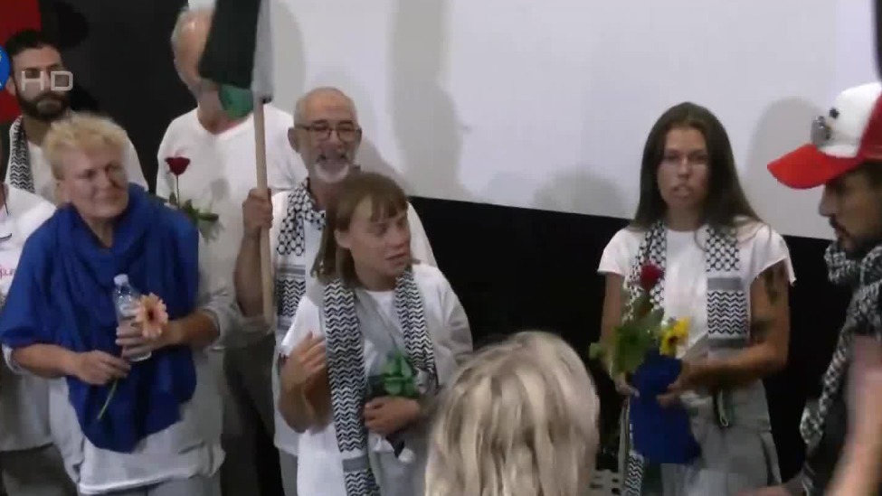 “环保少女”被以色列驱逐出境