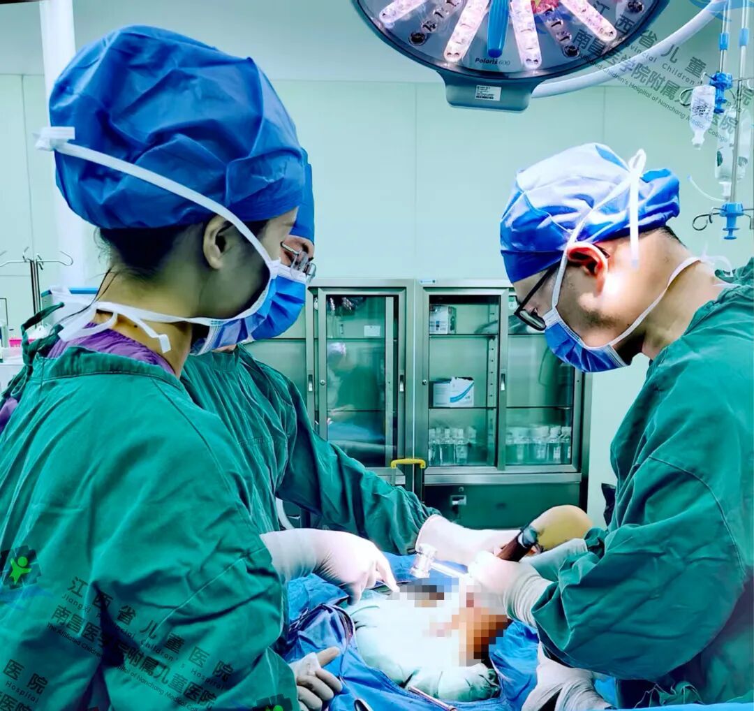 告别10余年跛行！江西省儿童医院骨科助12岁女童“髋”然一新