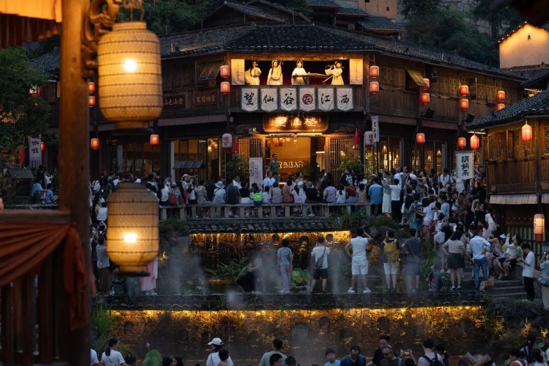 追秋+夜游！上饒國慶假日期間連續登榜