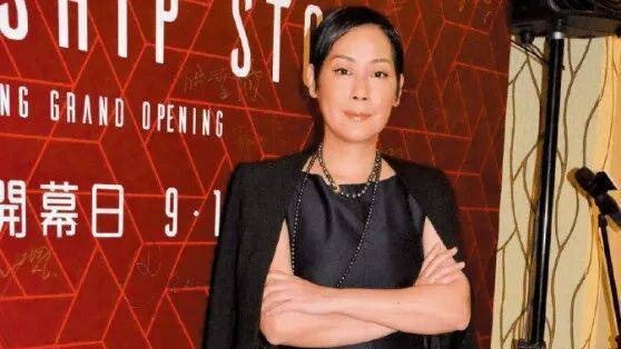 知名女歌手被曝病危进ICU抢救！曾与王菲并称“歌坛双后”封面图