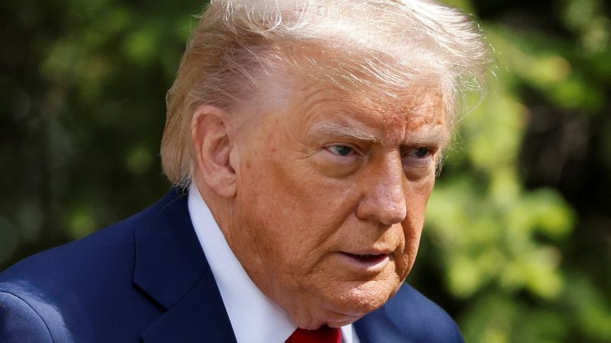 特朗普威胁再加100%关税，中国自卫反击！连环招专打美国七寸