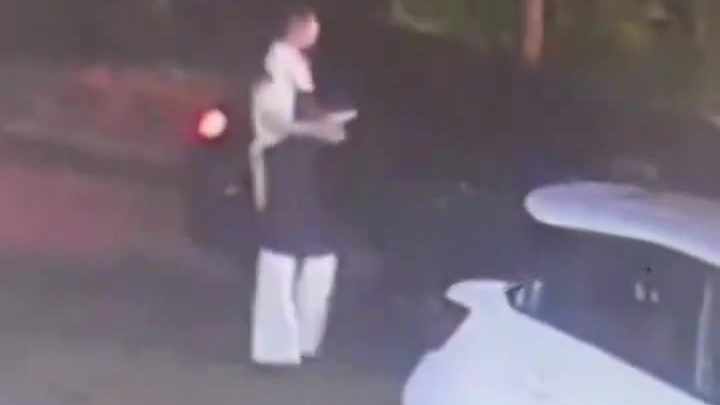 6人开奔驰吃饭逃单370元，老板称已原谅：没想过要更多赔偿