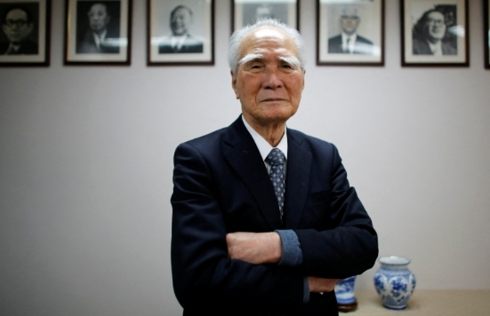 人物丨日本前首相村山富市去世,为何被称为中国人民的老朋友?