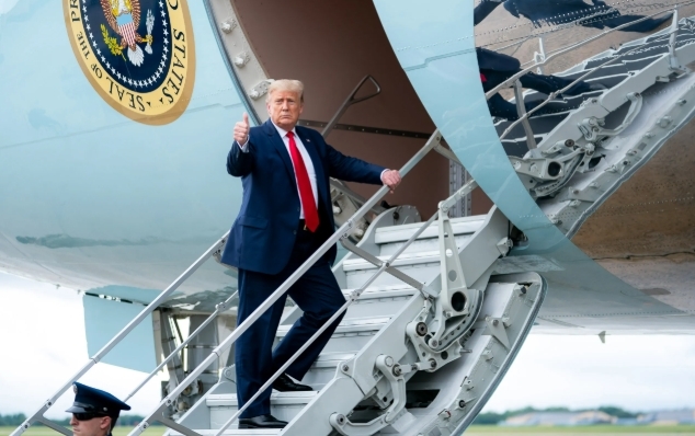 特朗普连说三遍:战争已经结束了