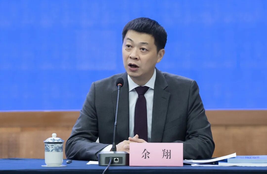 海南省商务厅党组成员、副厅长、新闻发言人余翔