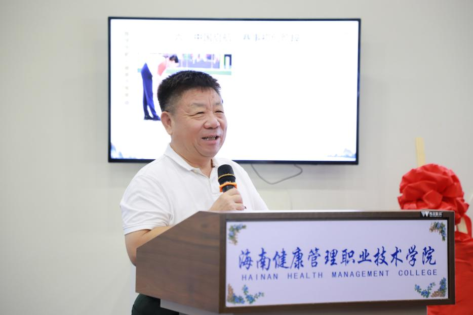 “冠军进校园”燃动海南！体教融合破圈生长