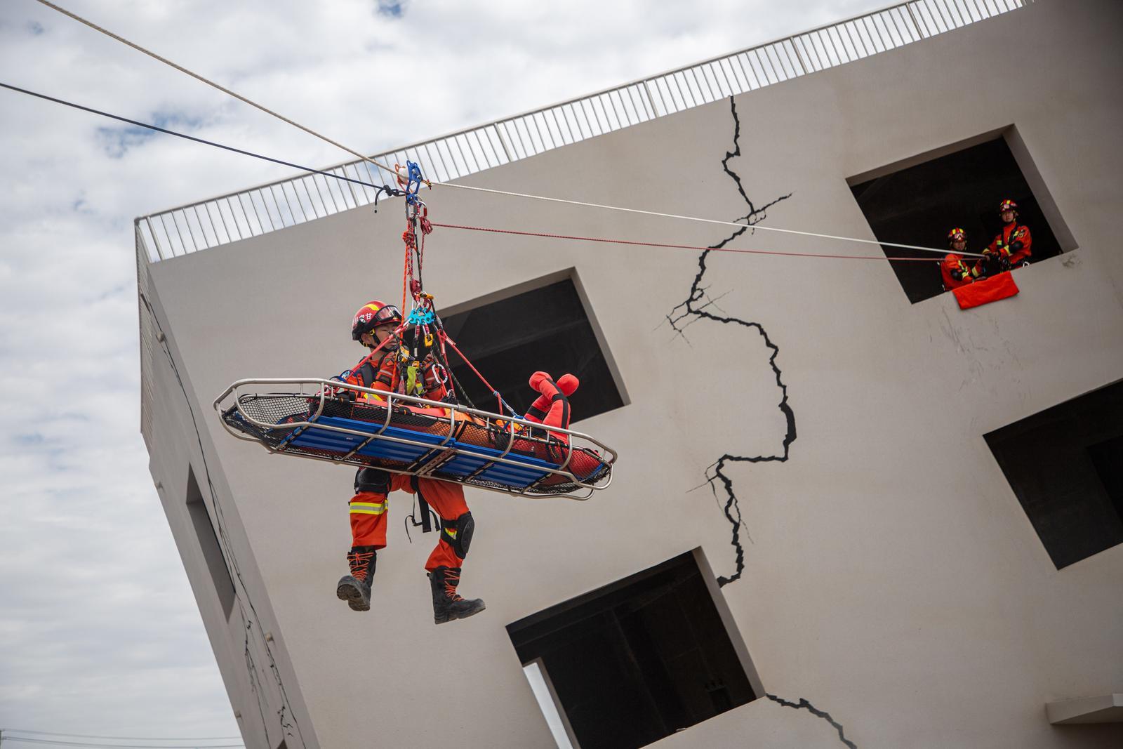 结构坍塌训练区
