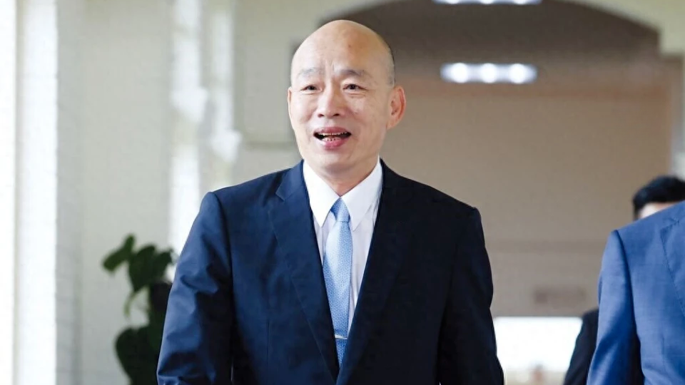 韩国瑜笑喊罗智强是国民党主席，柯建铭和傅崐萁反应亮了