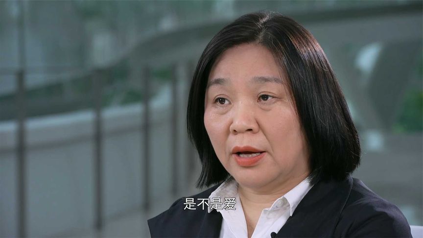 我们要怎样爱孩子？梁鸿：我们沉浸在“我们爱孩子”的天然执念里