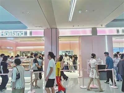 开店放缓、门店收缩，好利来为何此时“收复”南昌