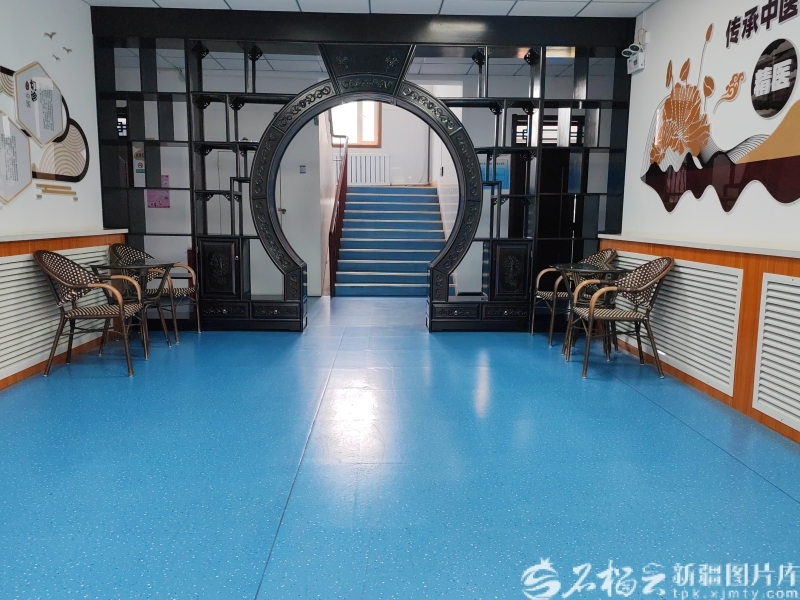 2023年建成的新源县总医院阿热勒托别镇分院中医馆。程丽摄