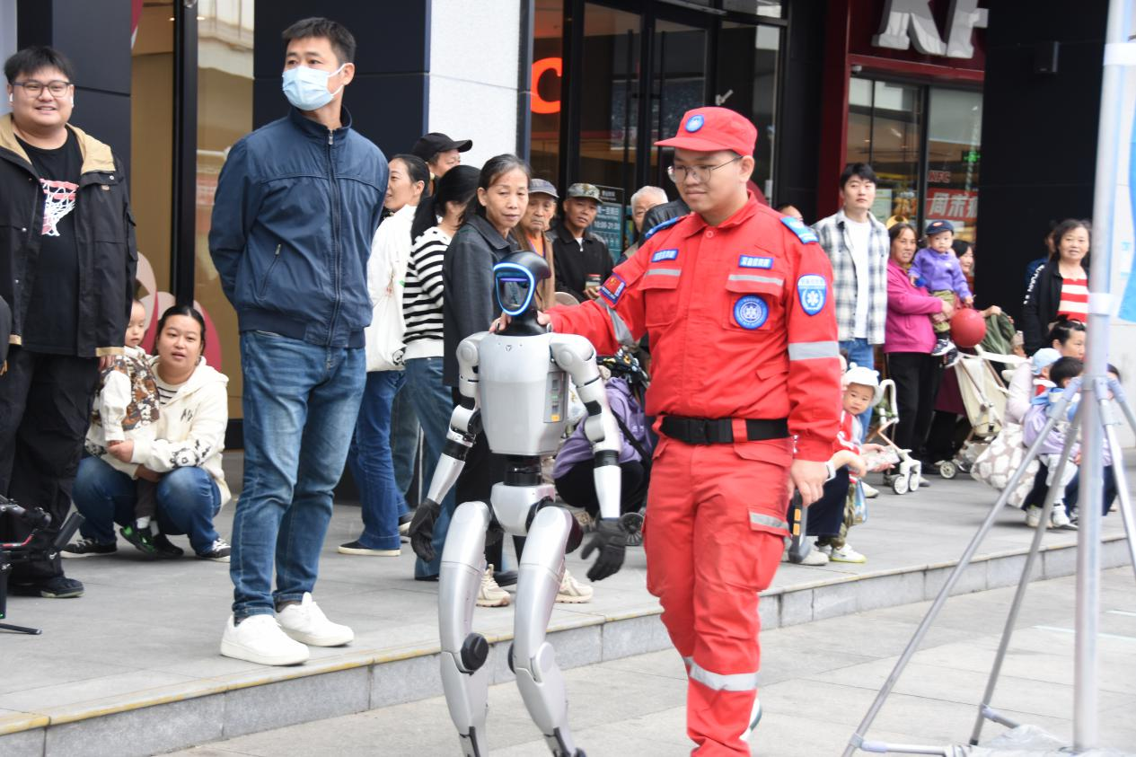 湖北省暨武汉市2025年国际减灾日和宣传教育开放周启动