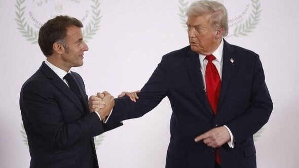 “握手杀”剑拔弩张,唇语专家解读特朗普马克龙如何互相威胁