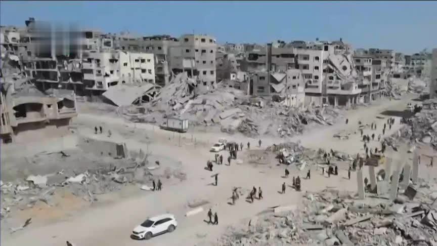 战火两年，加沙约九成地区化为焦土，民众：没有任何可供栖身之处