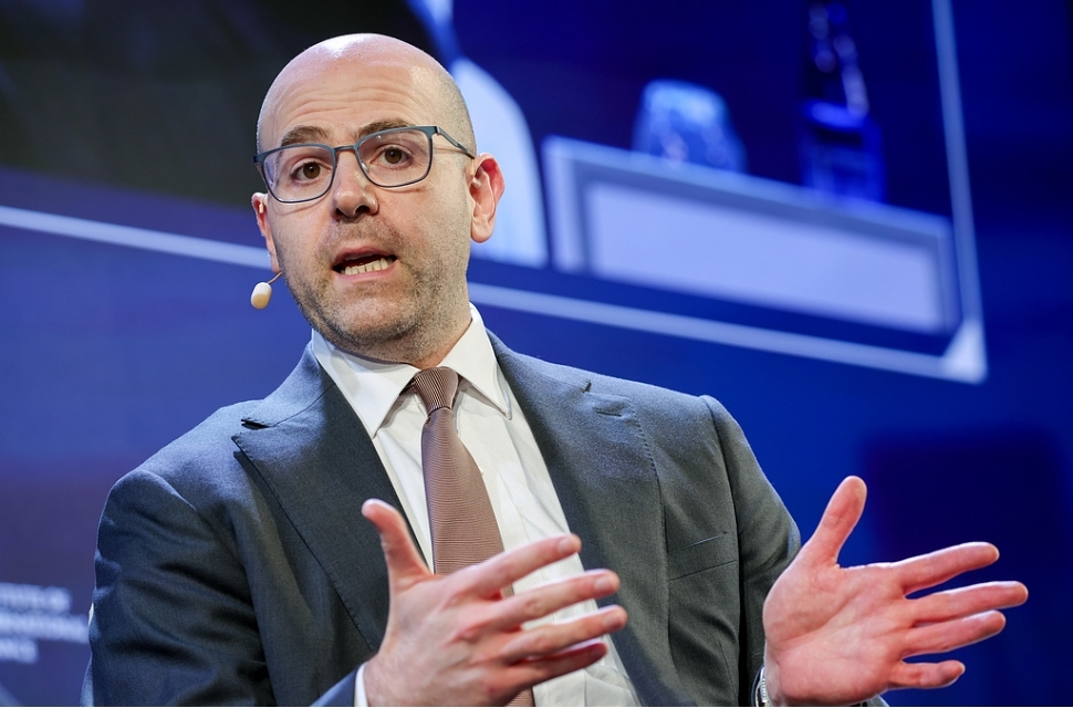 美联储理事米兰:希望10月份降息50个基点,但同僚们支持降息25个基点