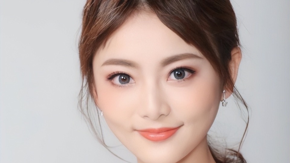 TVB前港姐被指“为赚钱才称广州人”，怒晒11年前证据，自证清白封面图