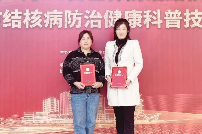 荣立萍：坚守肺病诊疗一线，用奉献和大爱诠释“医者仁心”