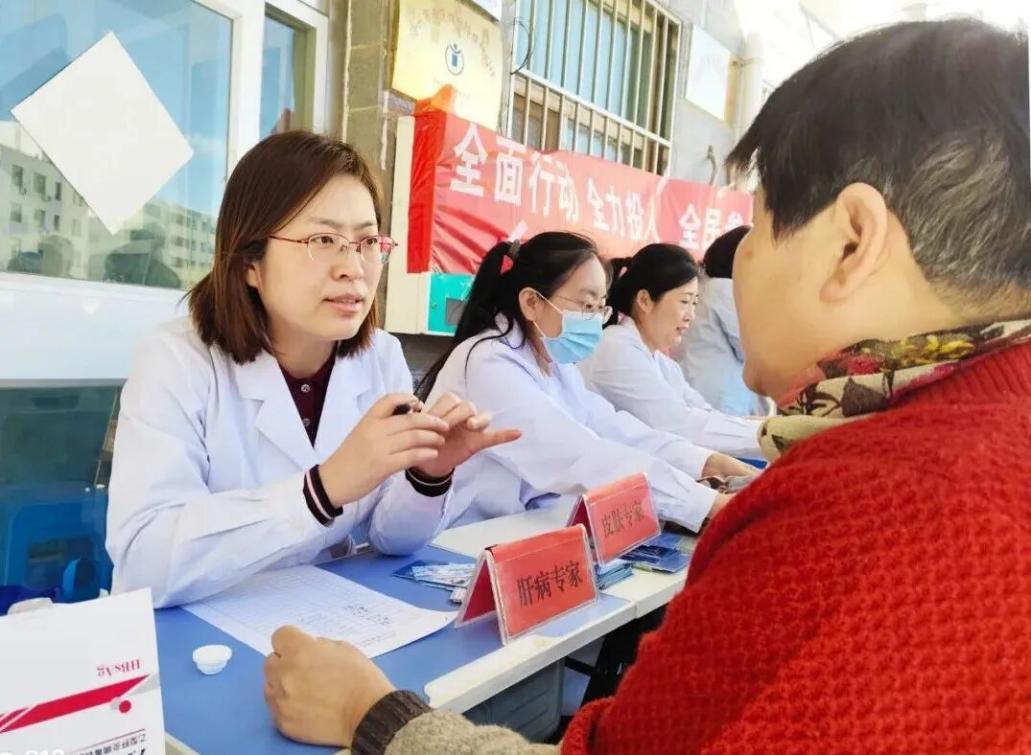 李玉苓：专注疑难罕见肝病，仁心仁术解患者身心疾痛