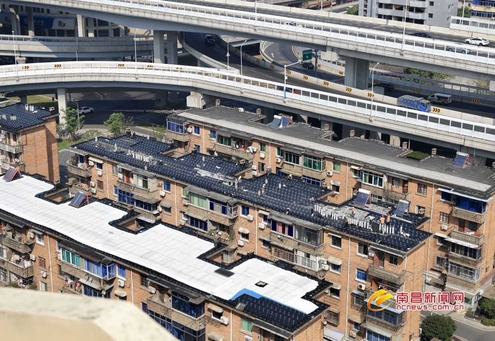 南昌老城區房屋屋頂整治試點工作穩步推進 計劃11月底完工