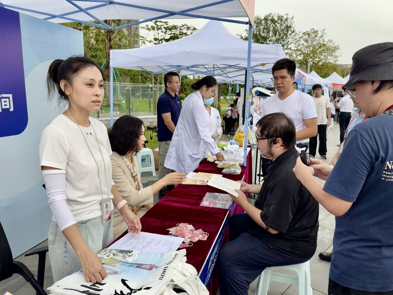 广州举办2025政法系统开放日活动 展示平安建设成果