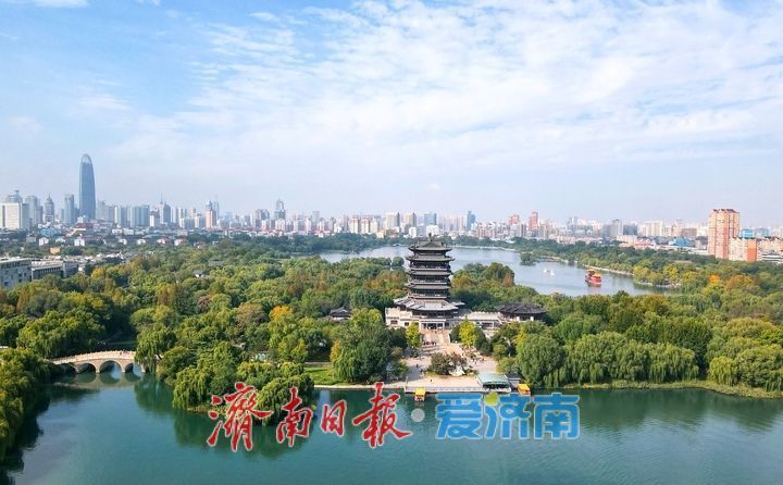 一年四季 泉在济南丨雨后初霁，济南绽放迷人“泉城蓝”