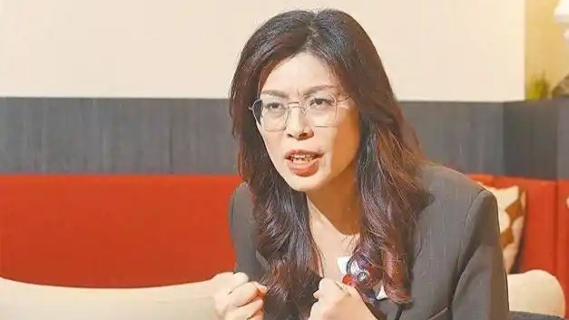 改选只剩5天，郑丽文迎强援，第二个马英九出现，当选后访问大陆