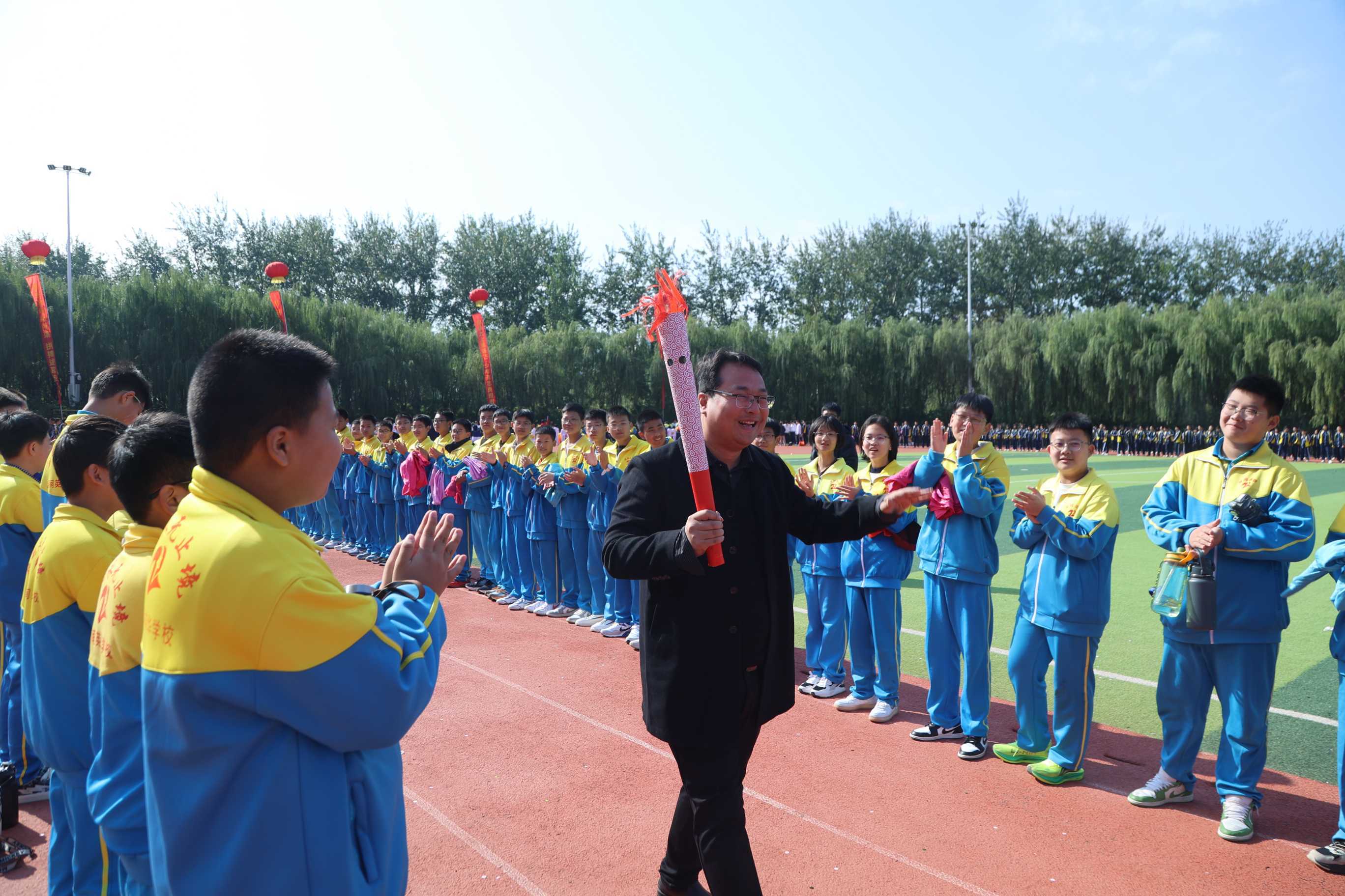 【组图】“今天我们都是主角”｜河间英华学校第四届体育艺术节开幕式闪耀青春风采