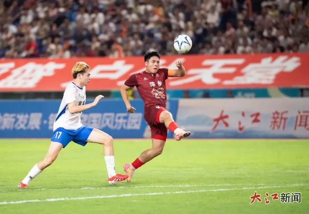 大江新闻亮相赣超现场。 江西日报全媒体记者杨继红 摄