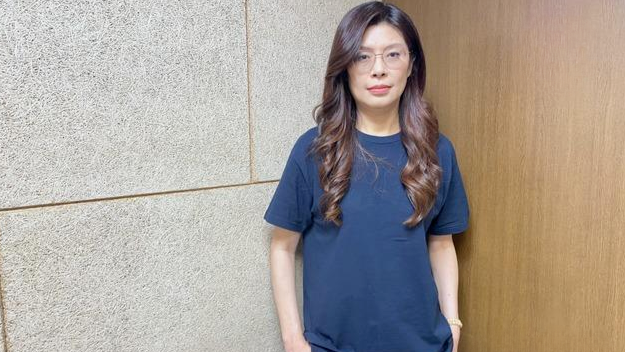 郑丽文喊话民进党的支持者：把台湾搞烂了受苦是我们自己