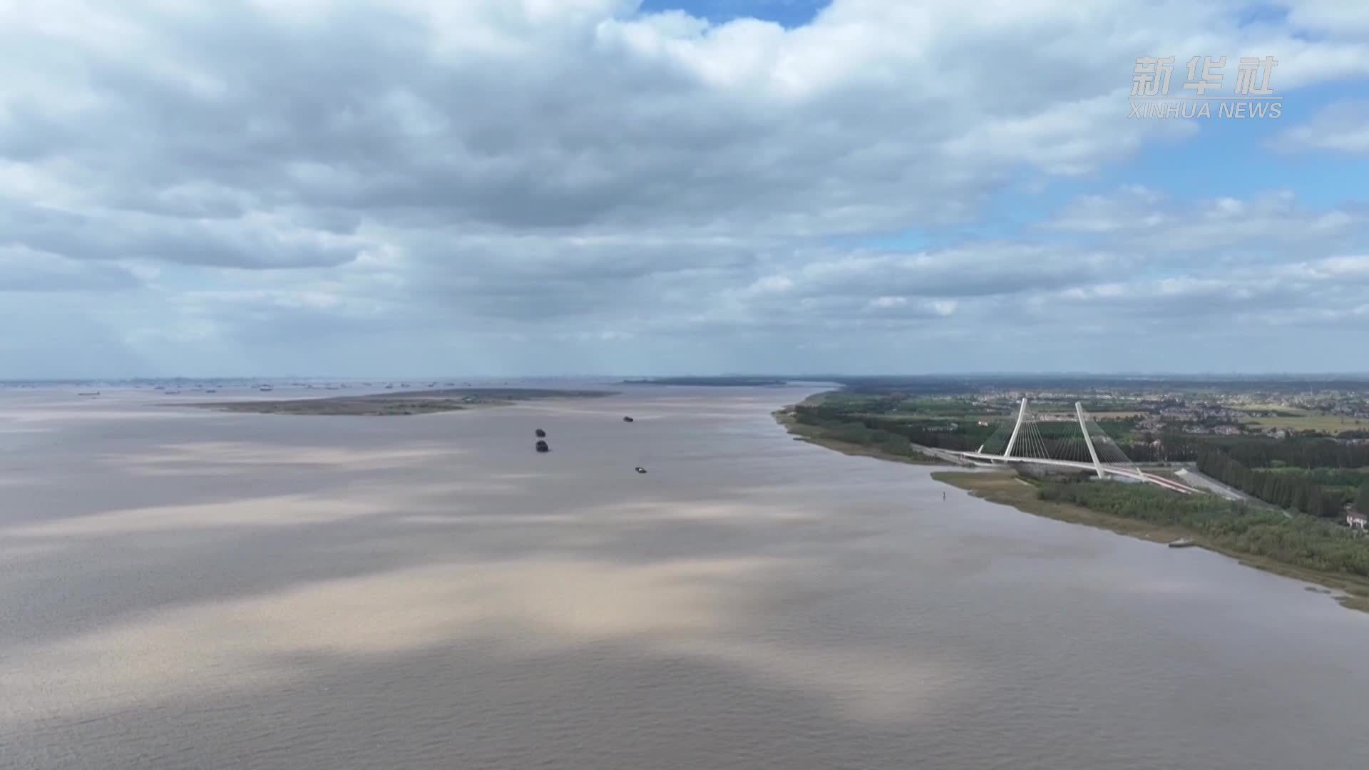 沪渝蓉高铁崇太长江隧道盾构机穿越长江水下最深处