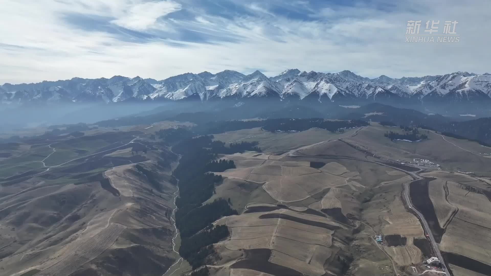 瞰中国｜新疆昌吉：金秋盛景如画