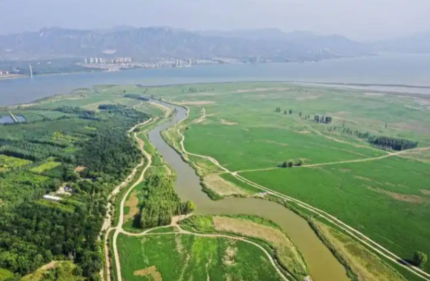 向绿要效益，以水定发展，张家口产业转型的“绿色账本”